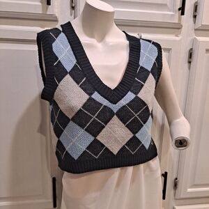 Rue21 Navy Blue Light Blue & Gray Argyle Vneck Cropped Knit Sweater Vest